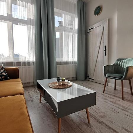 Przytulny Apartament W Centrum Kupiecka-Drzewna Zielona Góra Eksteriør billede