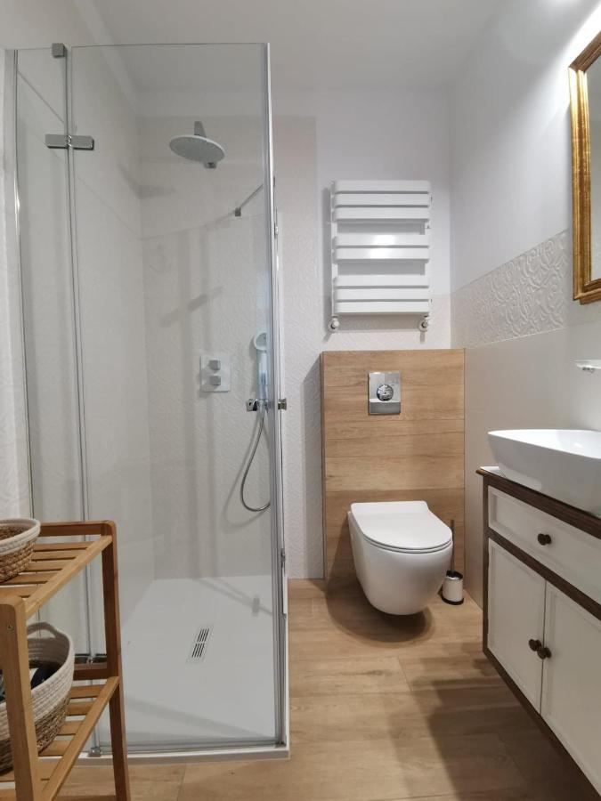 Przytulny Apartament W Centrum Kupiecka-Drzewna Zielona Góra Eksteriør billede